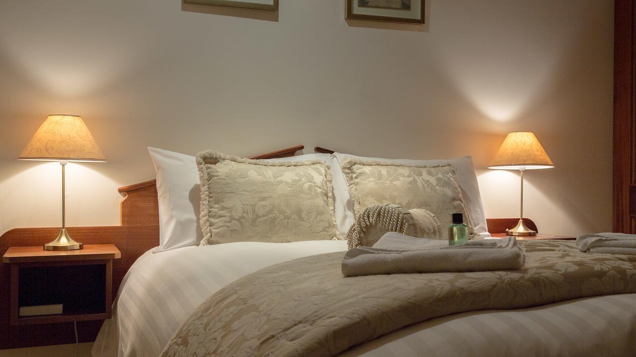Bethel Guesthouse Росс-Карбери Экстерьер фото